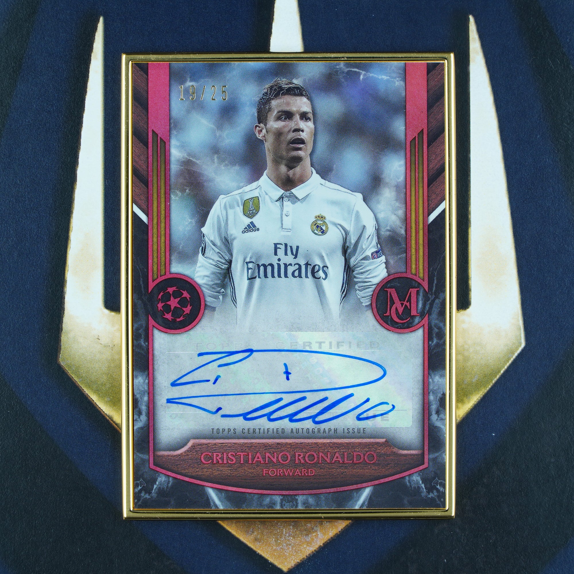 Cristiano Ronaldo 2022-23 Topps Museum Collection Framed Autographs Ru