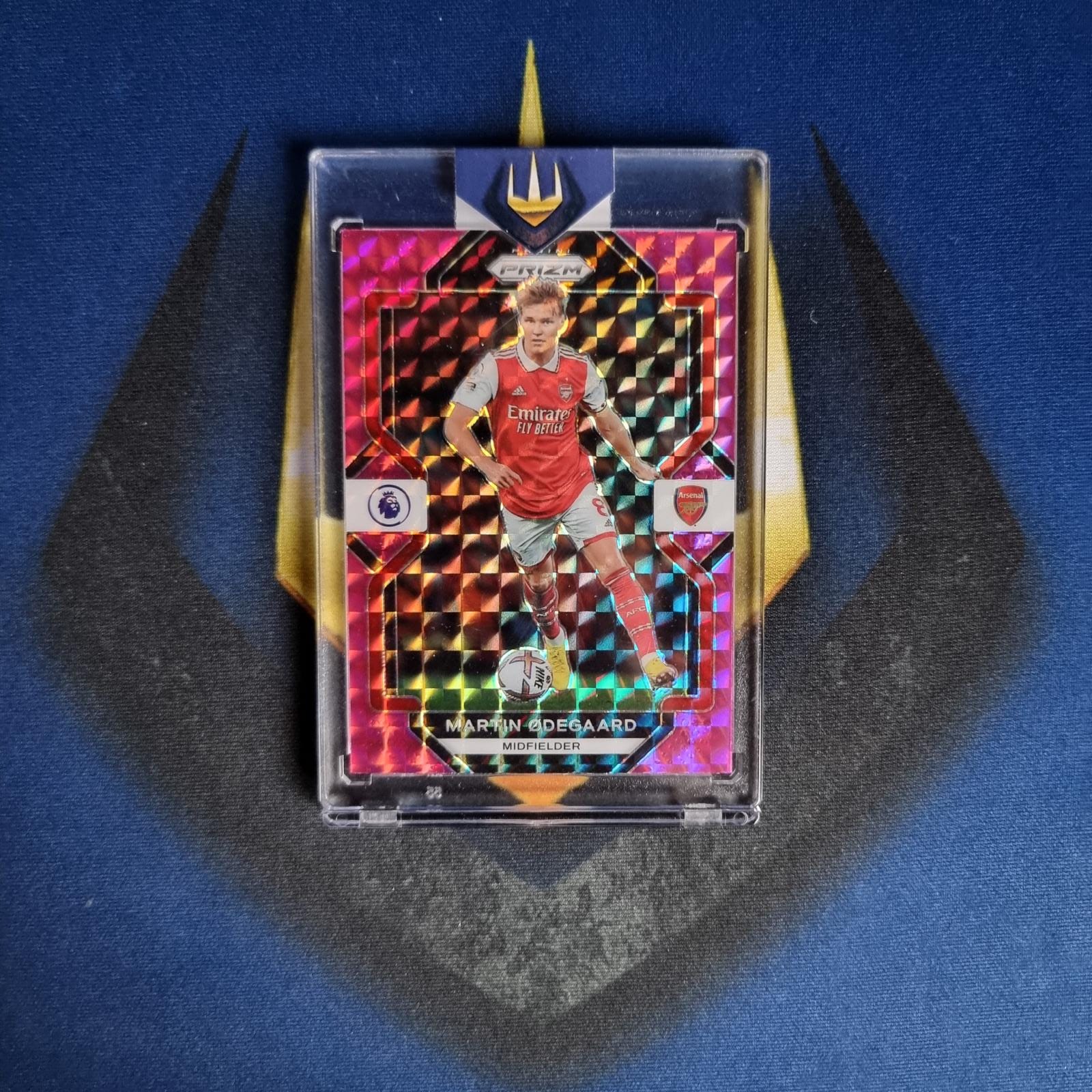 Martin Odegaard 2022-23 Panini Prizm EPL Pink Mosaic Arsenal