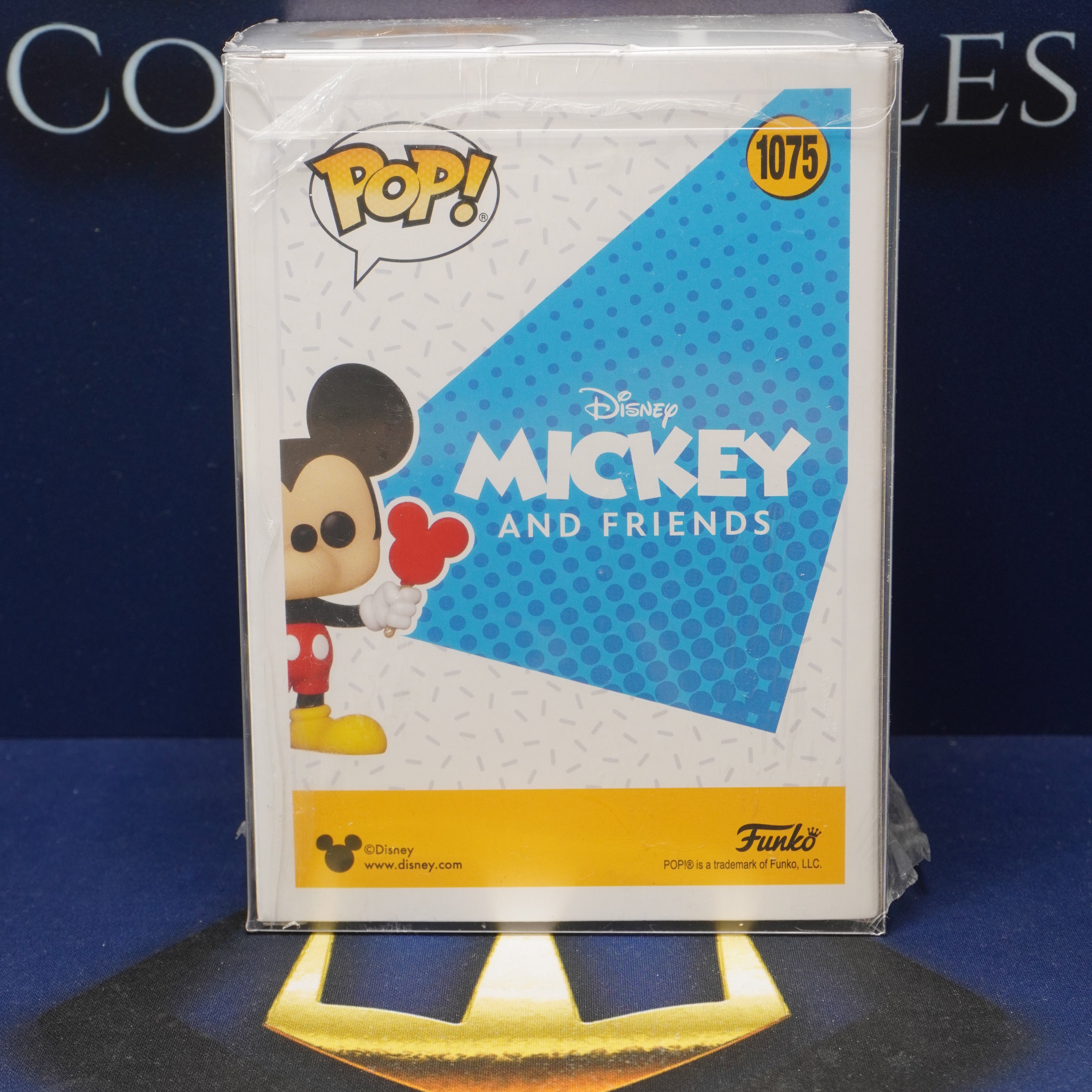 POP Mickey and Friends - Mickey Mouse #1075 Hot Topic Exclusive
