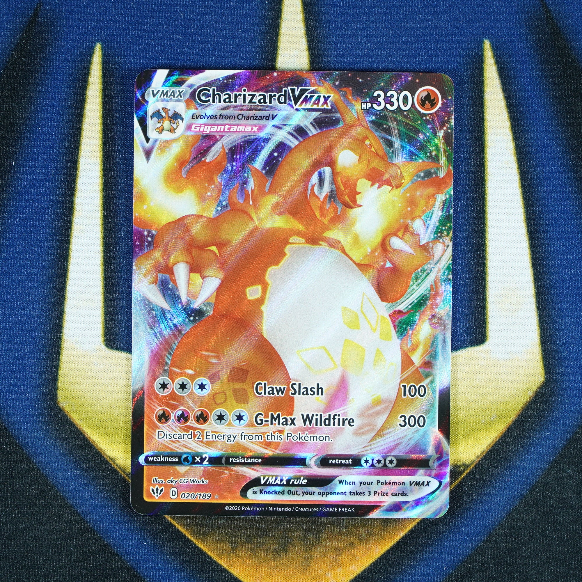 Charizard VMAX Darkness Ablaze Ultra Rare 020/189