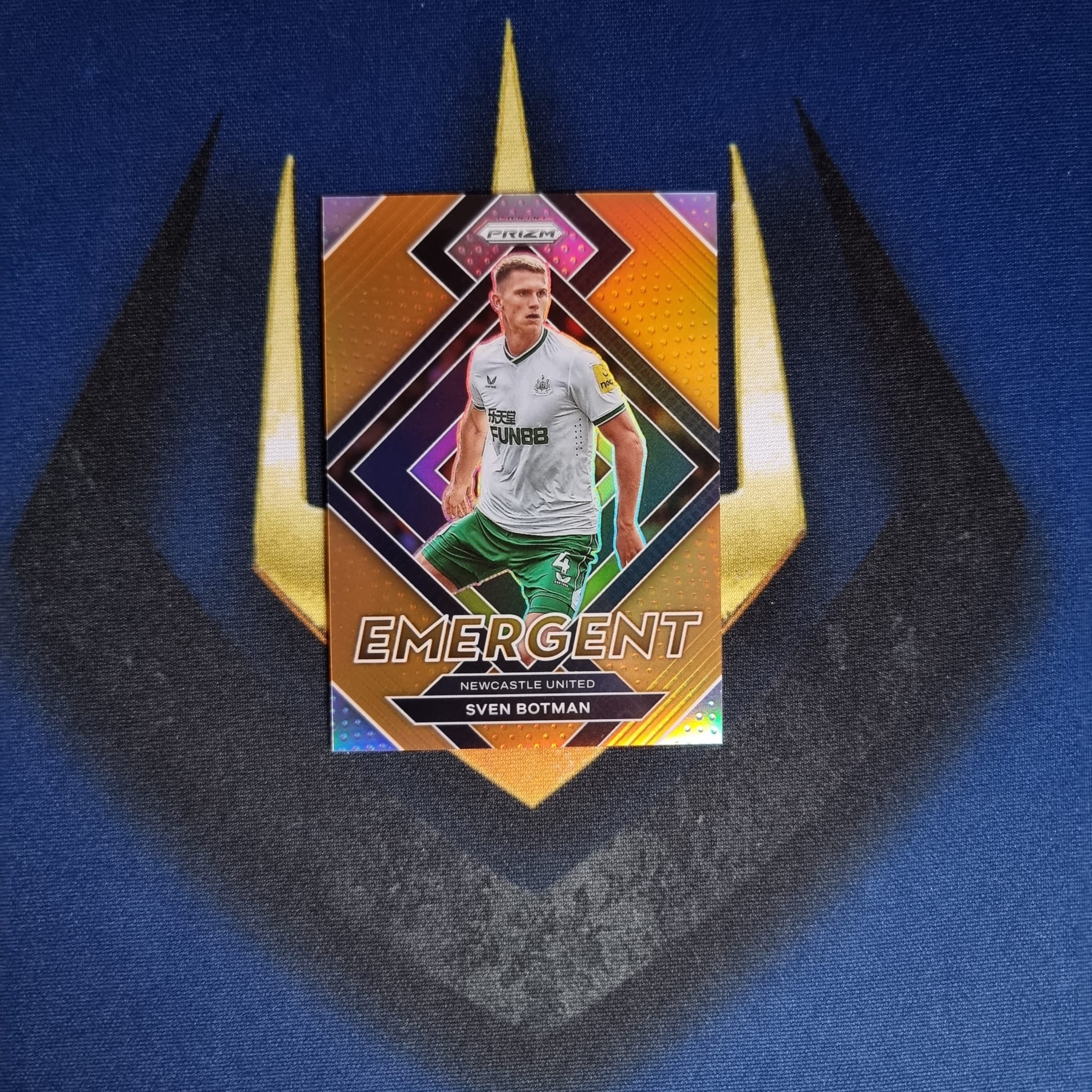 Sven Botman 2022-23 Panini Prizm EPL Emergent Orange 4/25 Newcastle United