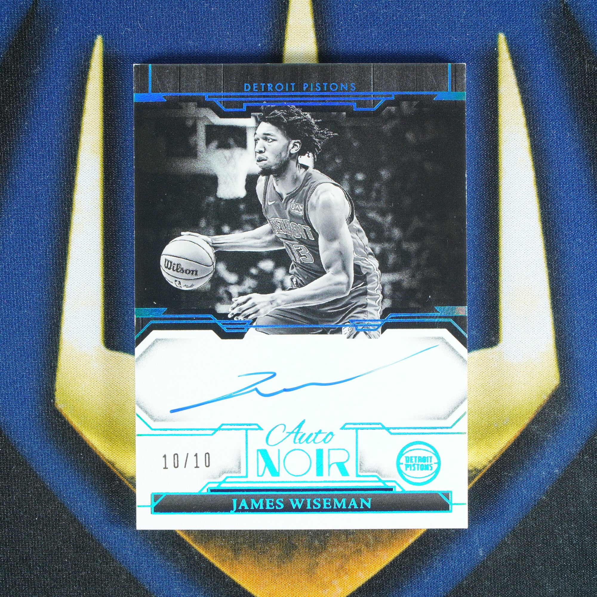 James Wiseman 2023-24 PANINI NOIR On Card Auto Gold /10 [Raw]