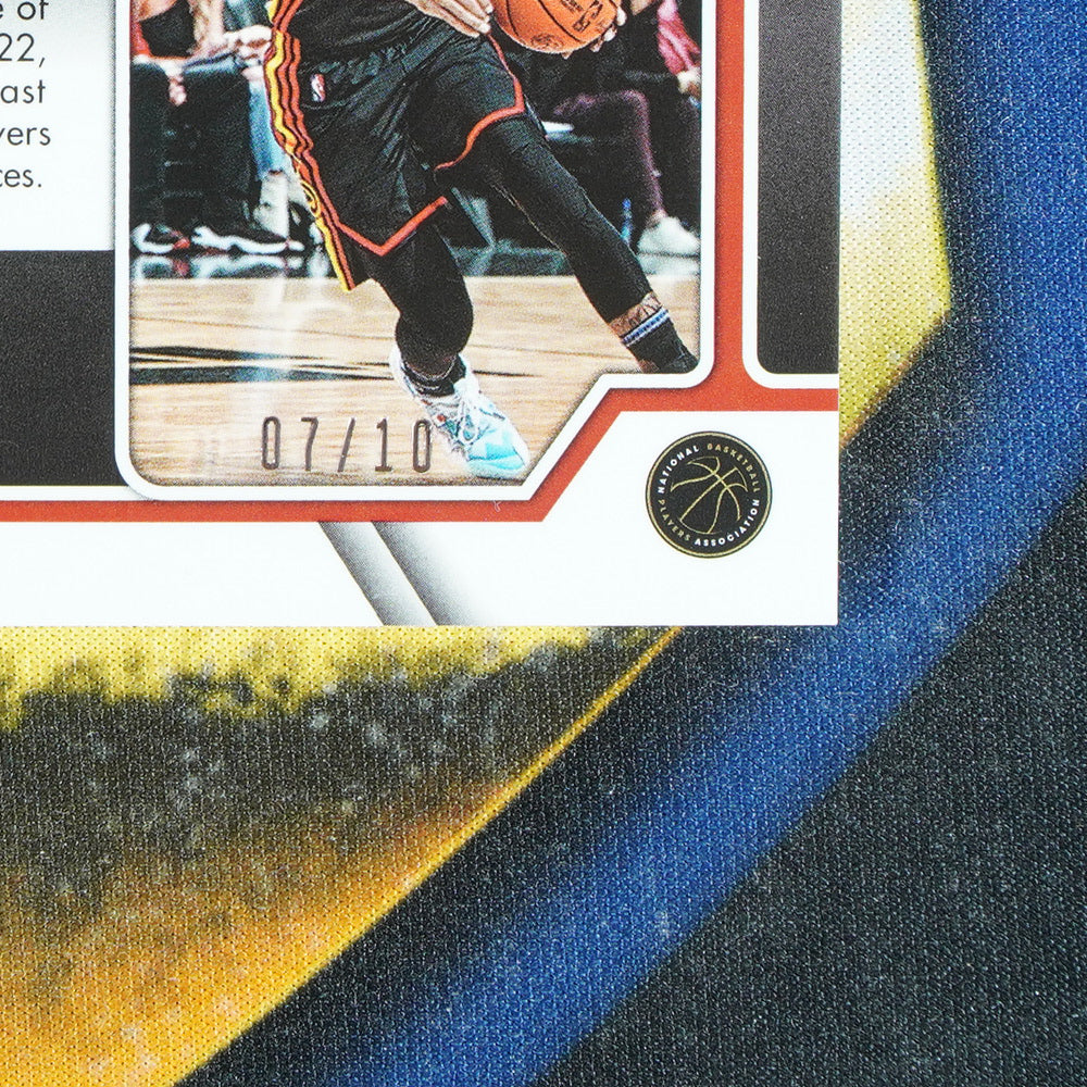 Trae Young  2022-23 PANINI OBSIDIAN Pitch Black Gold /10 [Raw]
