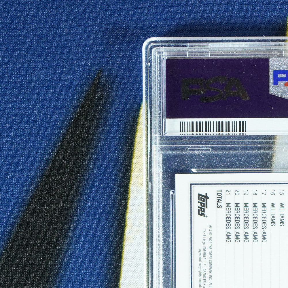Valterri Bottas 2022 TOPPS CHROME SAPPHIRE Chartreuse /199 [PSA 9]