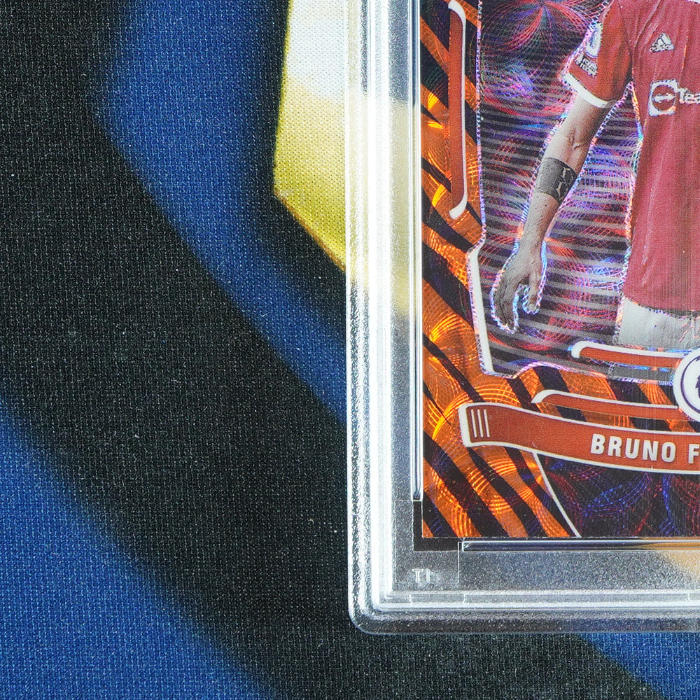 Bruno Fernandes  2021-22 PANINI PRIZM Tiger Stripe Choice SSP [PSA 8]