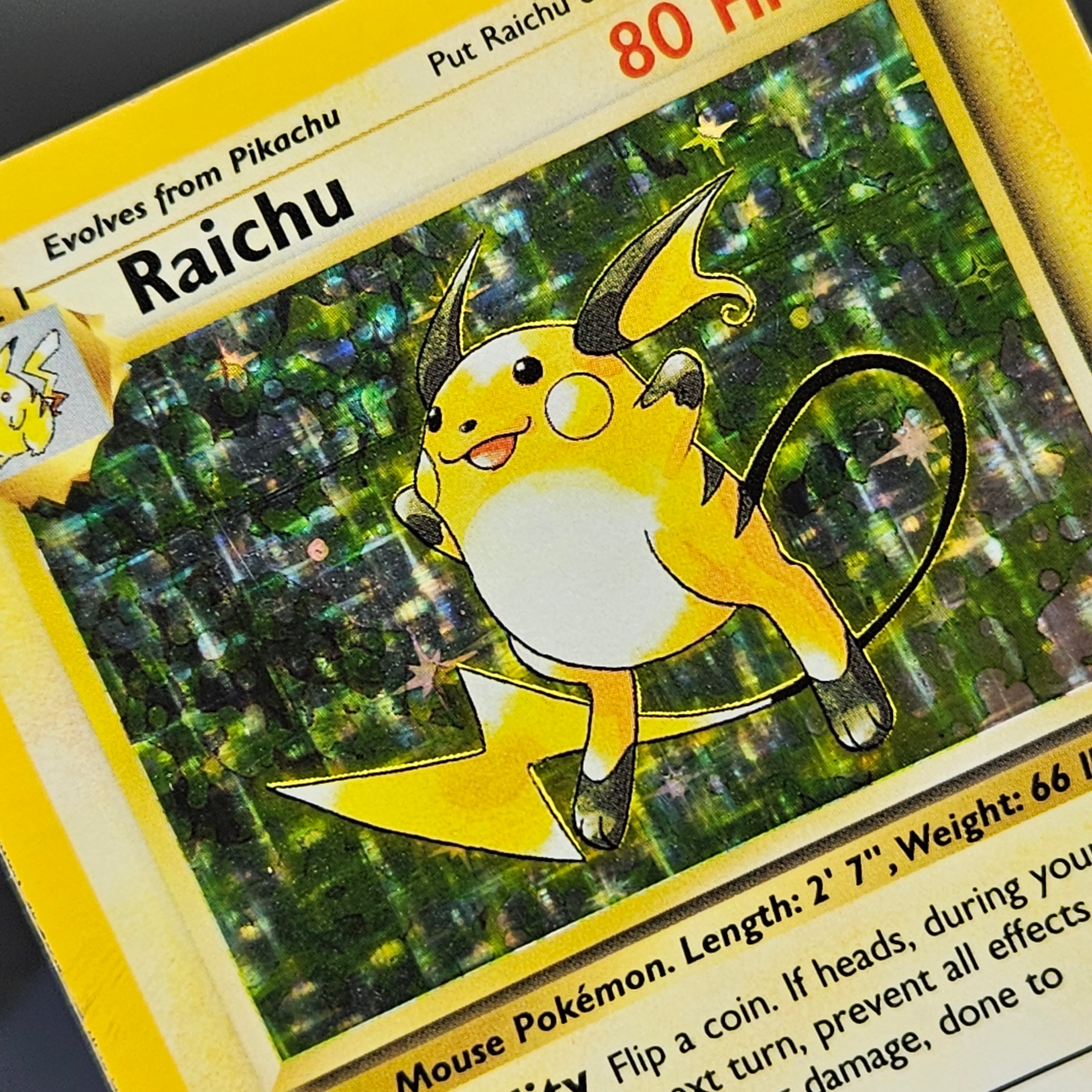 RAICHU Base Set HOLO RARE NM Pokemon Card 14/102