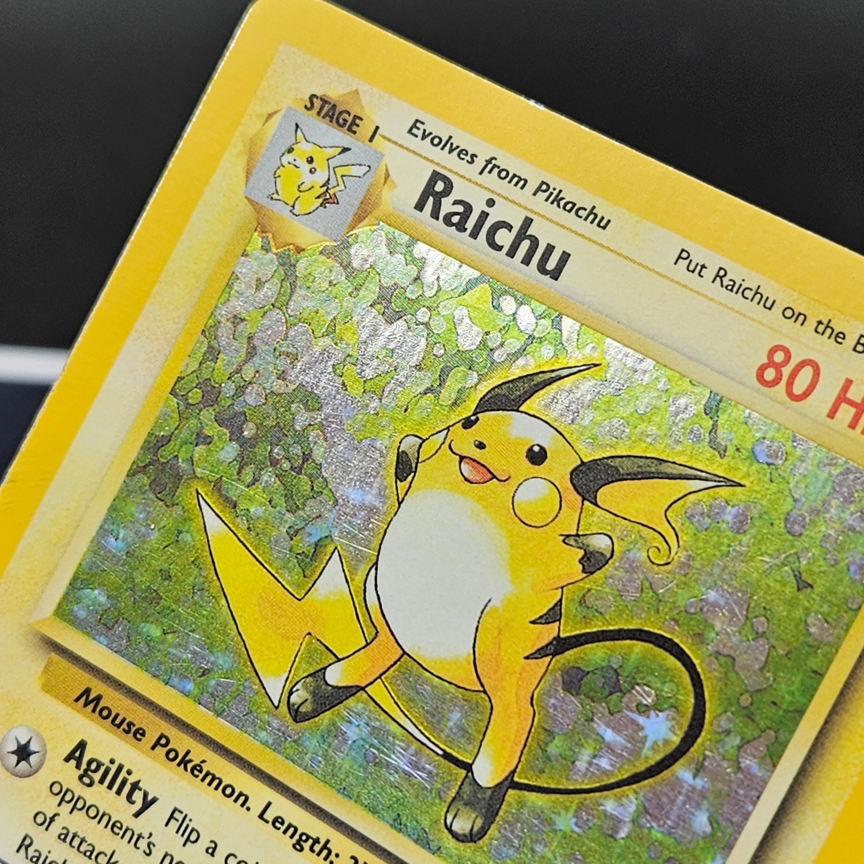 RAICHU Base Set HOLO RARE NM Pokemon Card 14/102