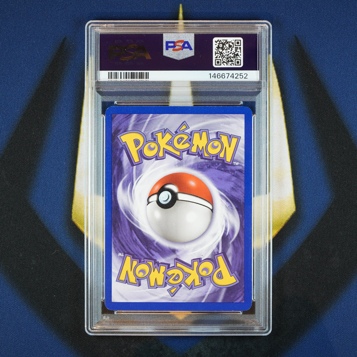 Dark Golduck 1st Edition 2000 Team Rocket Rare 37/82 [PSA 8]