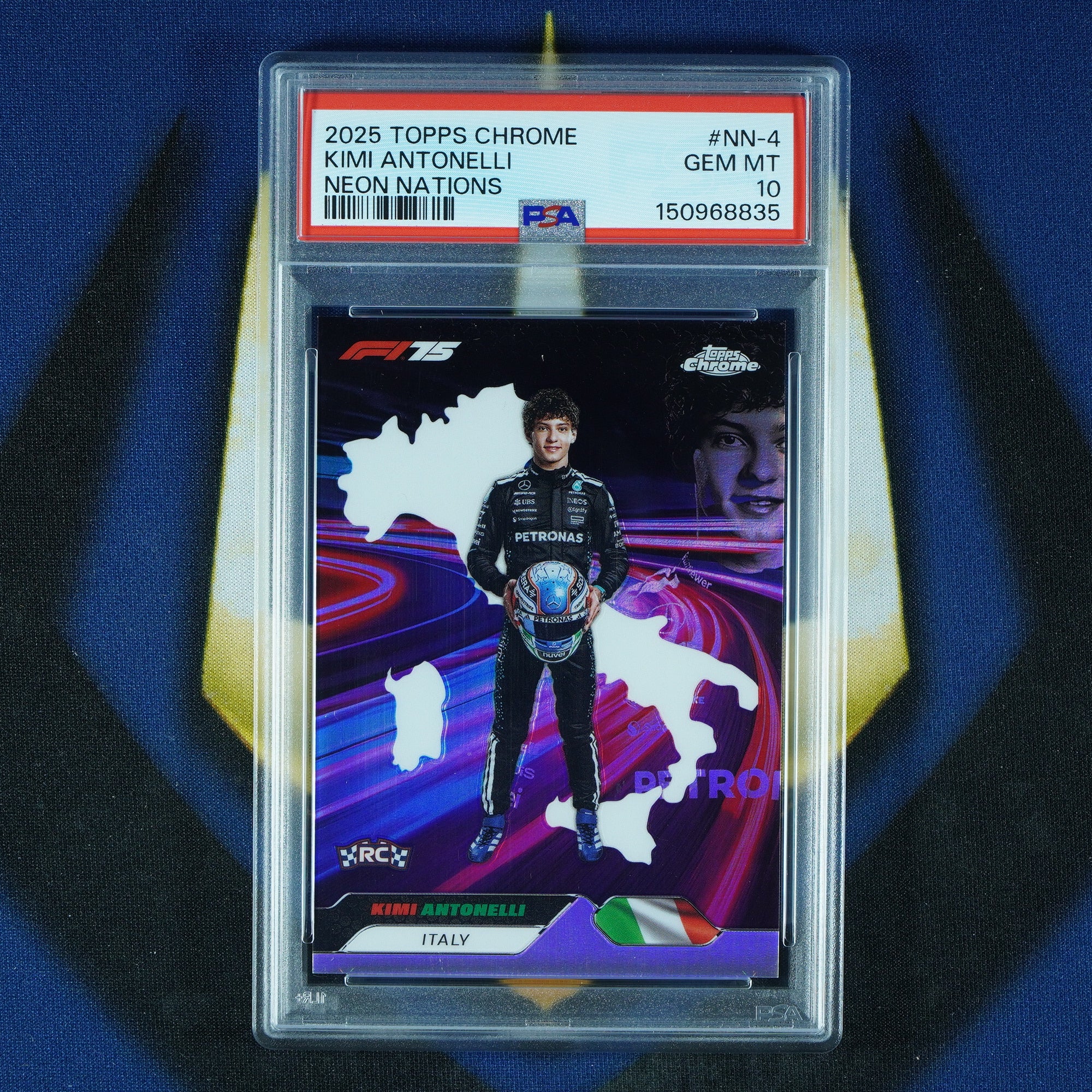 Kimi Antonelli 2025 Topps Chrome F1 Neon Nations RC [PSA 10]