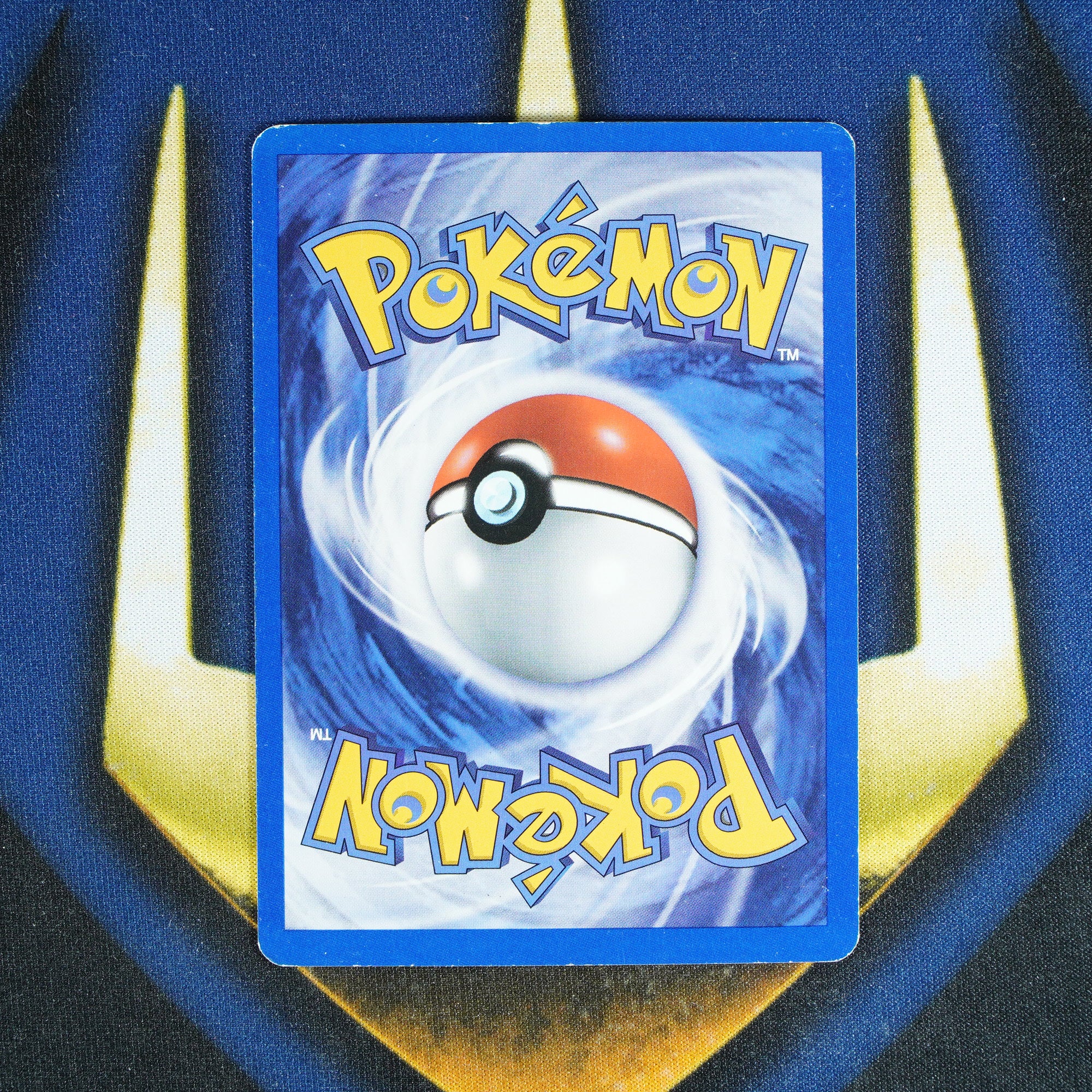 Kingdra NEO GENESIS Holo Rare 8/111 [MP]