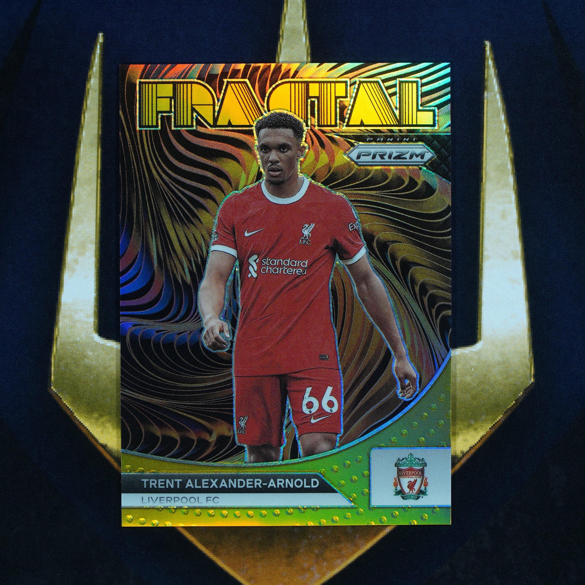 Trent Alexander-Arnold 2023-24 Panini Prizm Gold /10 Fractal #5 Liverpool