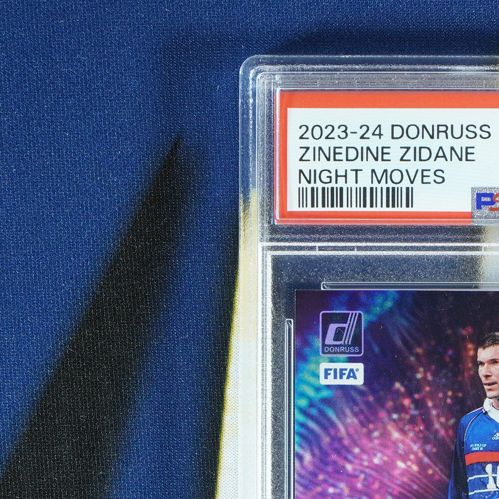 Zinedine Zidane 2023-24 PANINI DONRUSS FIFA Night Moves #25  [PSA 9]