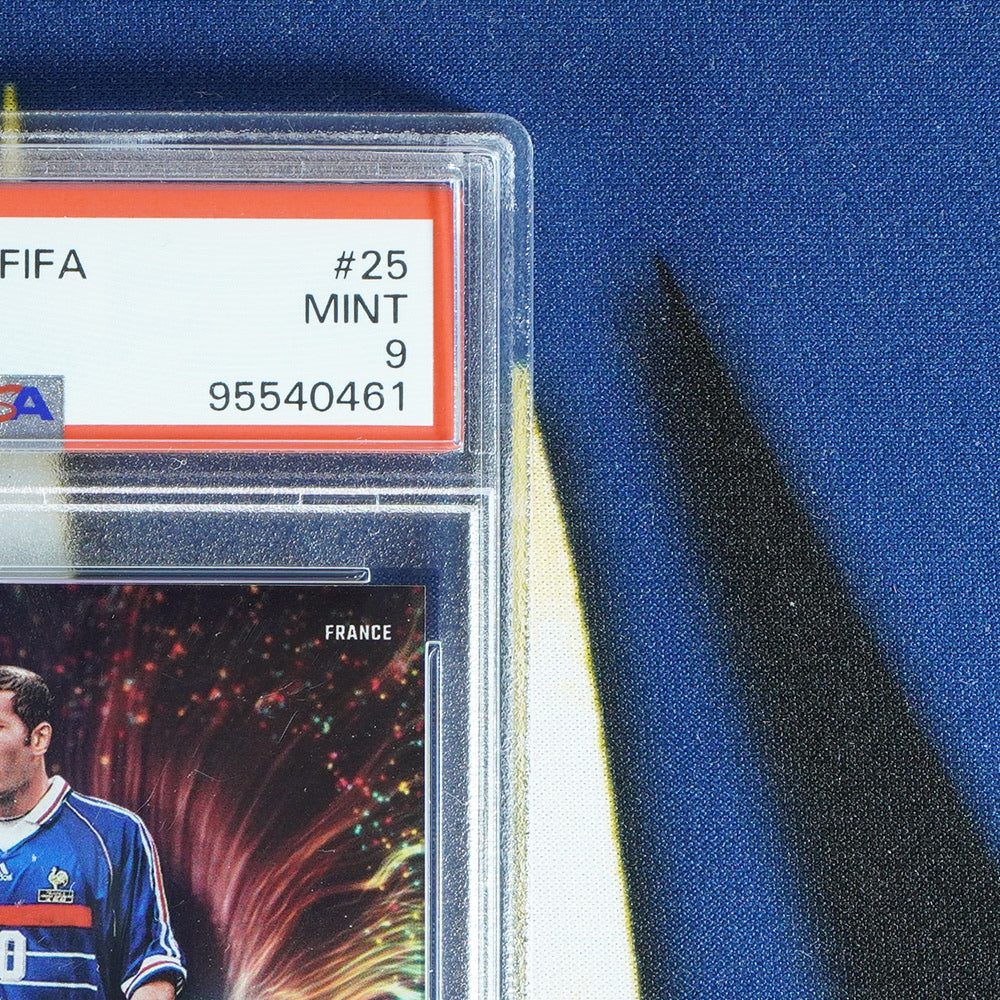 Zinedine Zidane 2023-24 PANINI DONRUSS FIFA Night Moves #25  [PSA 9]