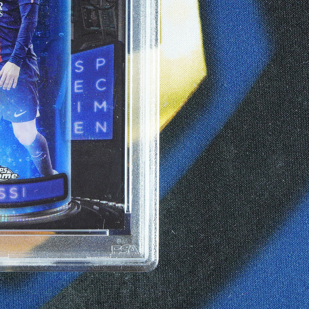 Lionel Messi 2022-23 TOPPS CHROME UCC Specimen Blue Wave /75 S-10  [PSA 9]