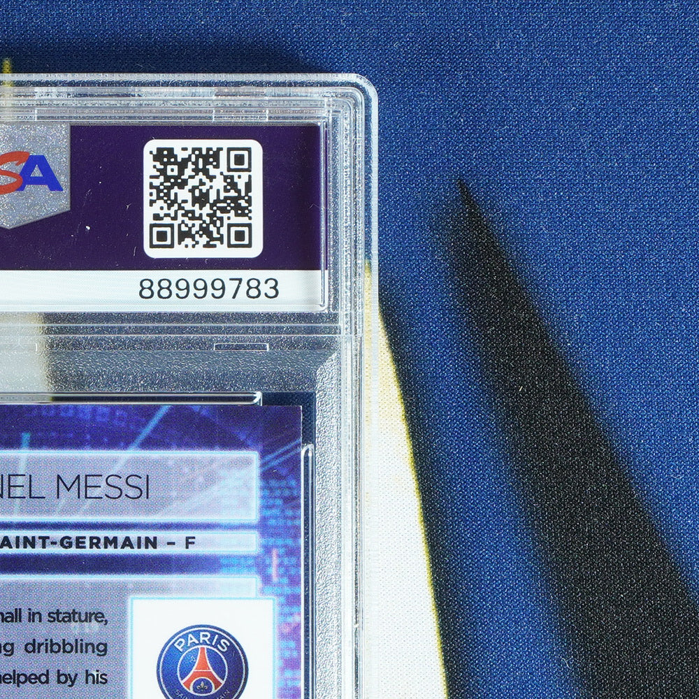 Lionel Messi 2022-23 TOPPS CHROME UCC Specimen Blue Wave /75 S-10  [PSA 9]