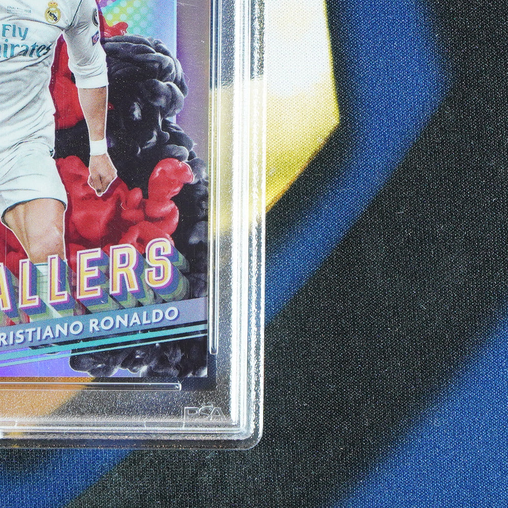 Cristiano Ronaldo 2023-24 TOPPS FINEST UCC Prized Footballers Fusion Black/Red PFF-3  [PSA 9]