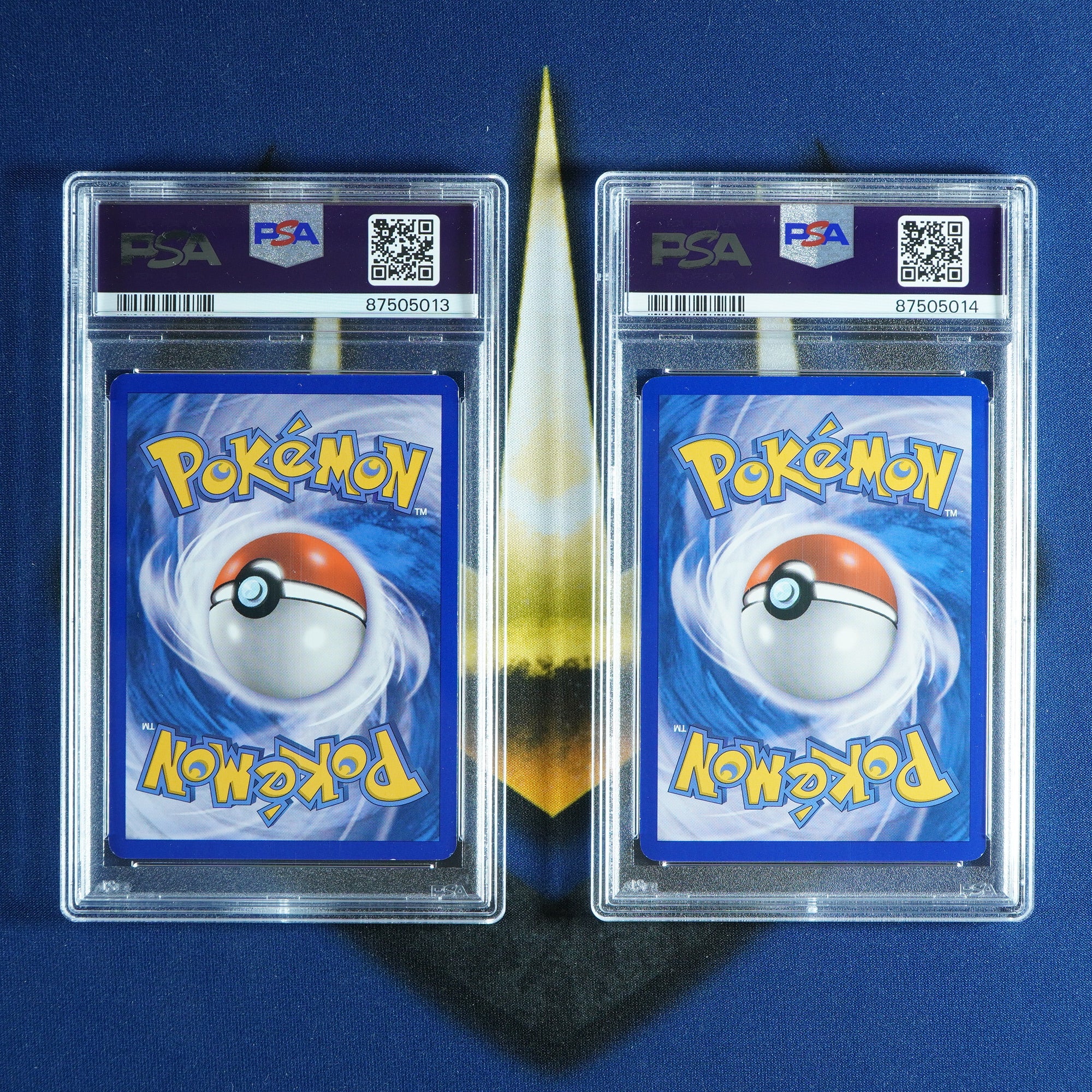 Kyogre & Groudon Sequential Set Undaunted Legend Holo 87/90 & 88/90 [PSA 7 & 8]
