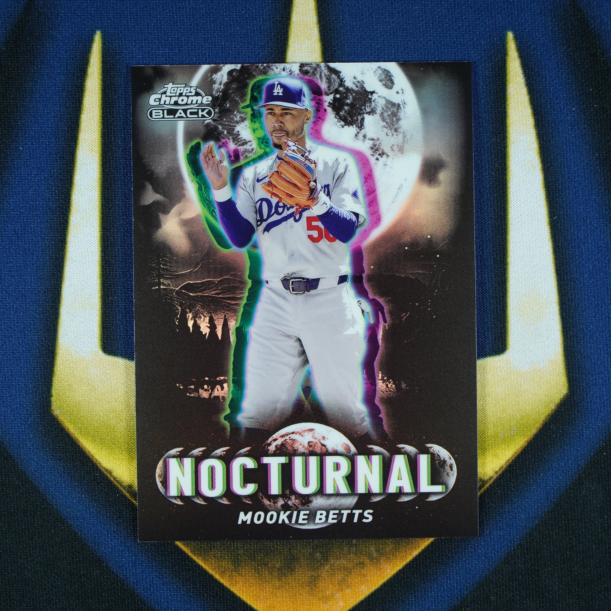 Mookie Betts 2025 Topps Chrome Black Nocturnal