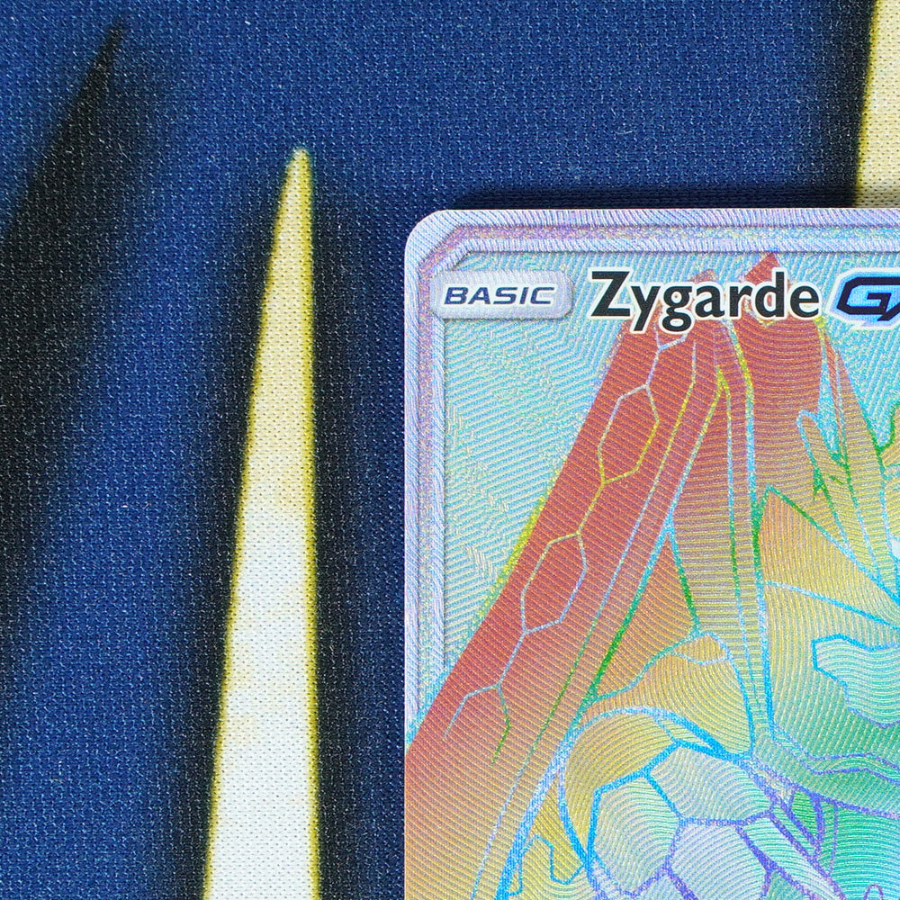 Zygarde GX FORBIDDEN LIGHT Rainbow Rare 136/131 [M]