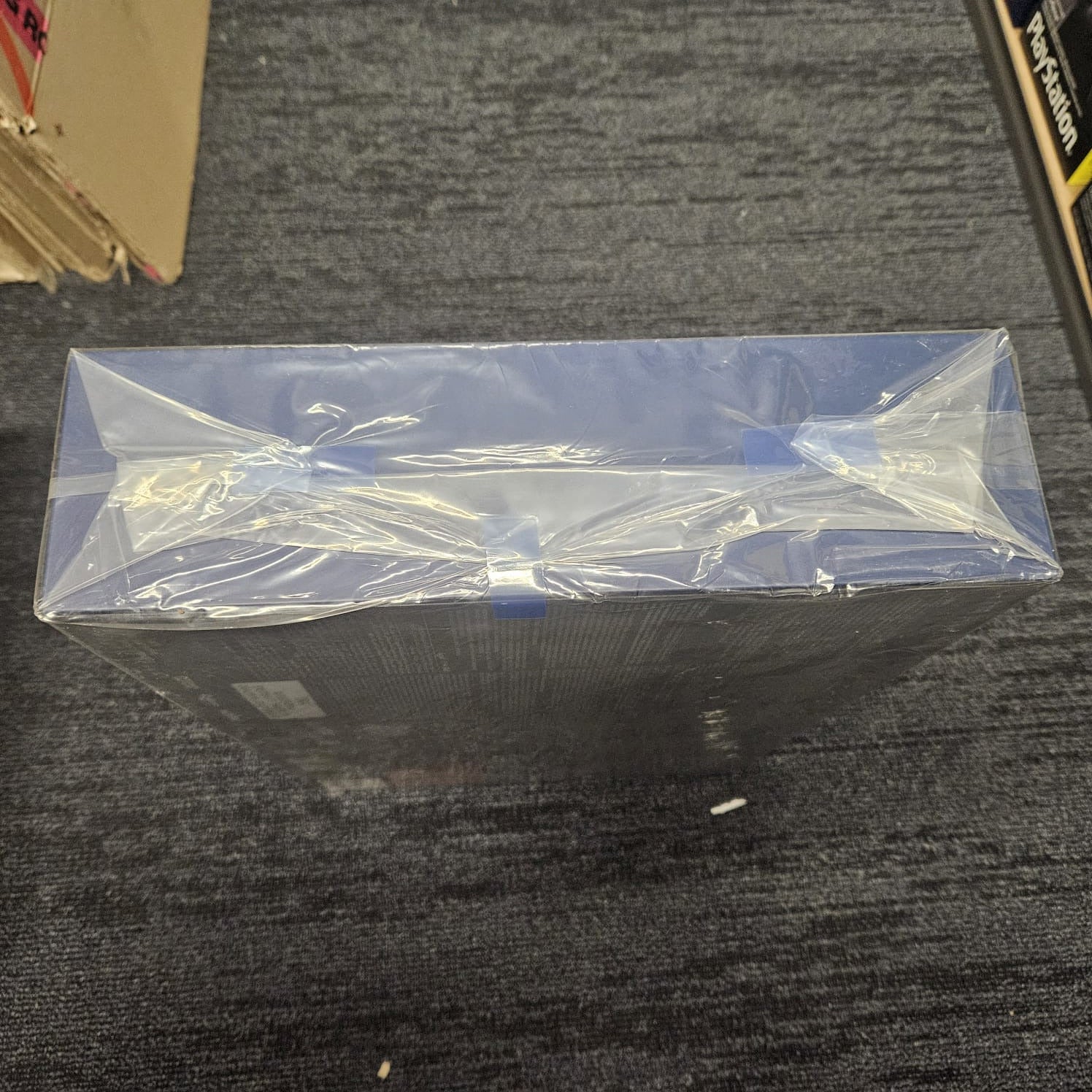 Sony PlayStation 4 Console - 500 Million Limited Edition [EU Version CUH-7116B]